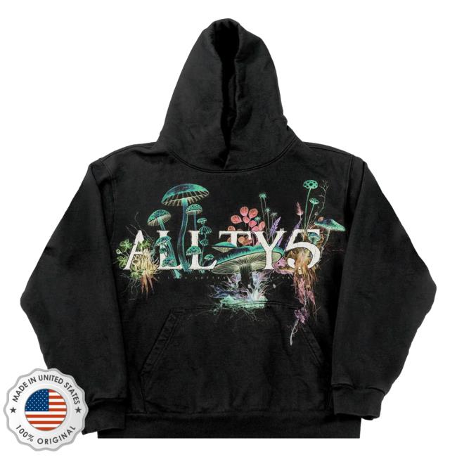 Official Trippie Redd Merch Store Trippie Redd Tripping Crew neck Black Trippie Redd Apparel Clothing Shop TrippieRedd
